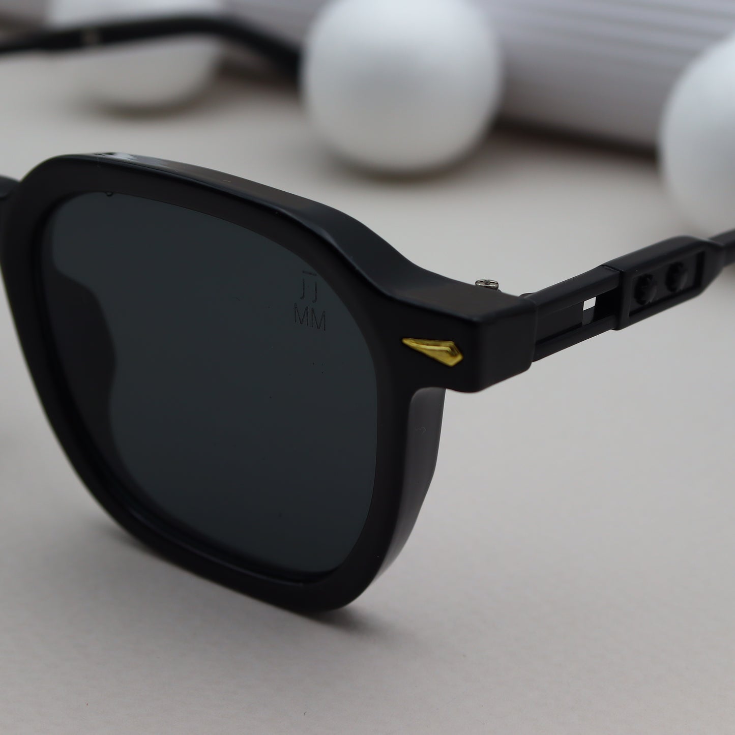 Jacques Marie Mage - 6109 Noire