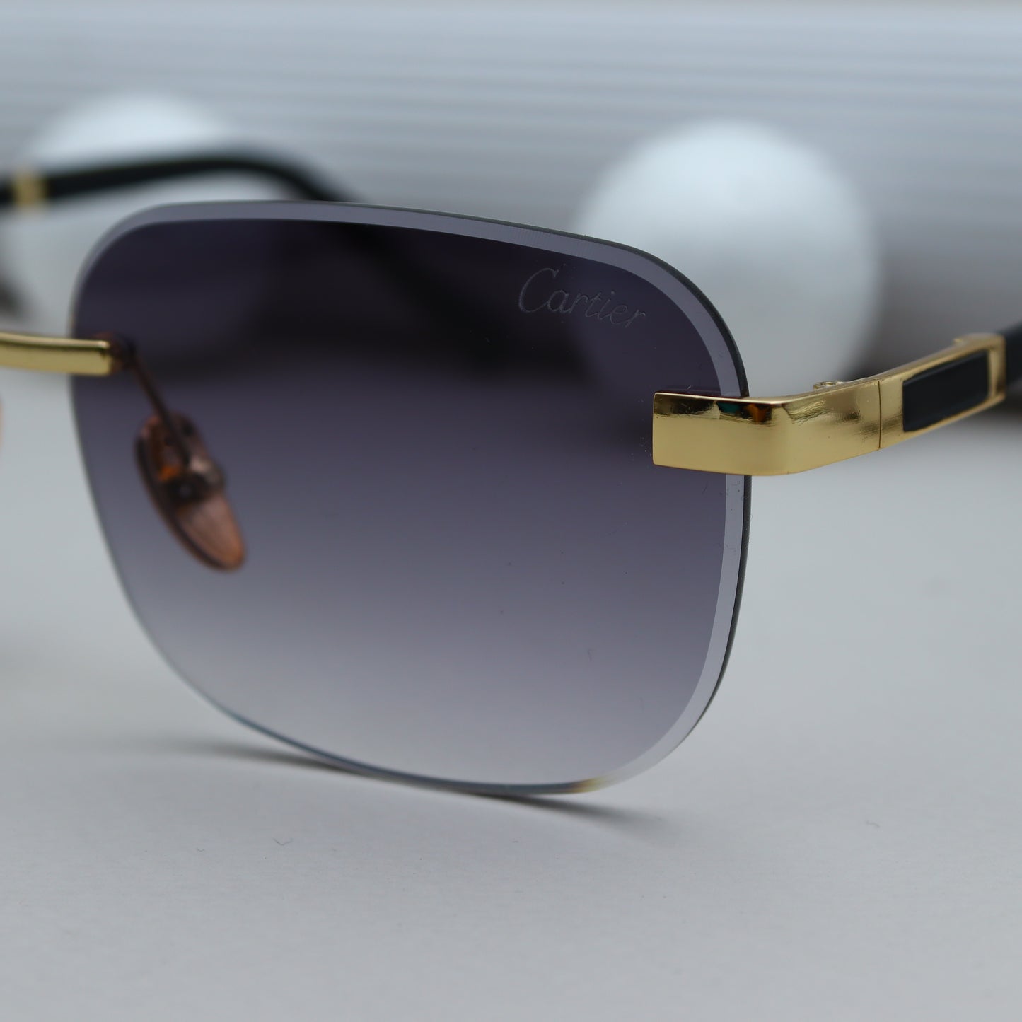 Cartier - 9877 Noir Dégradé Doré