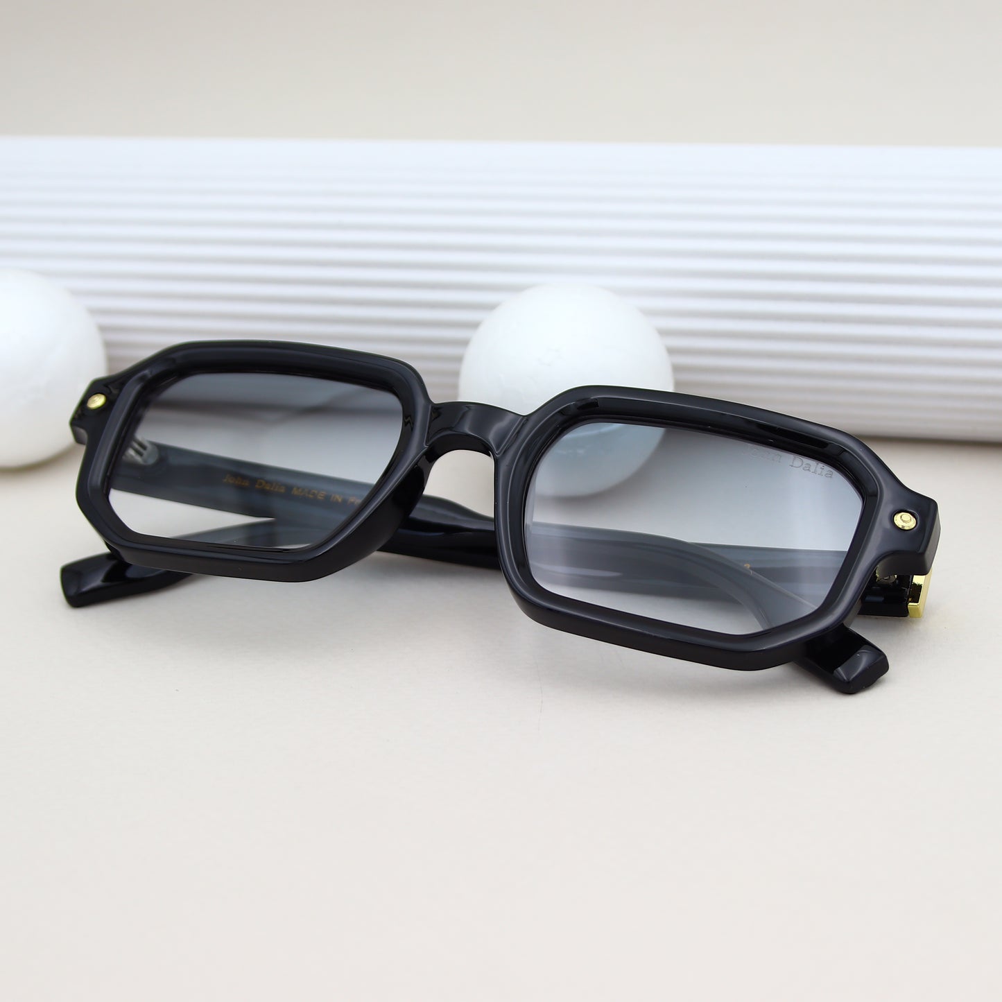 John Dalia - BS1368 Noir Noir