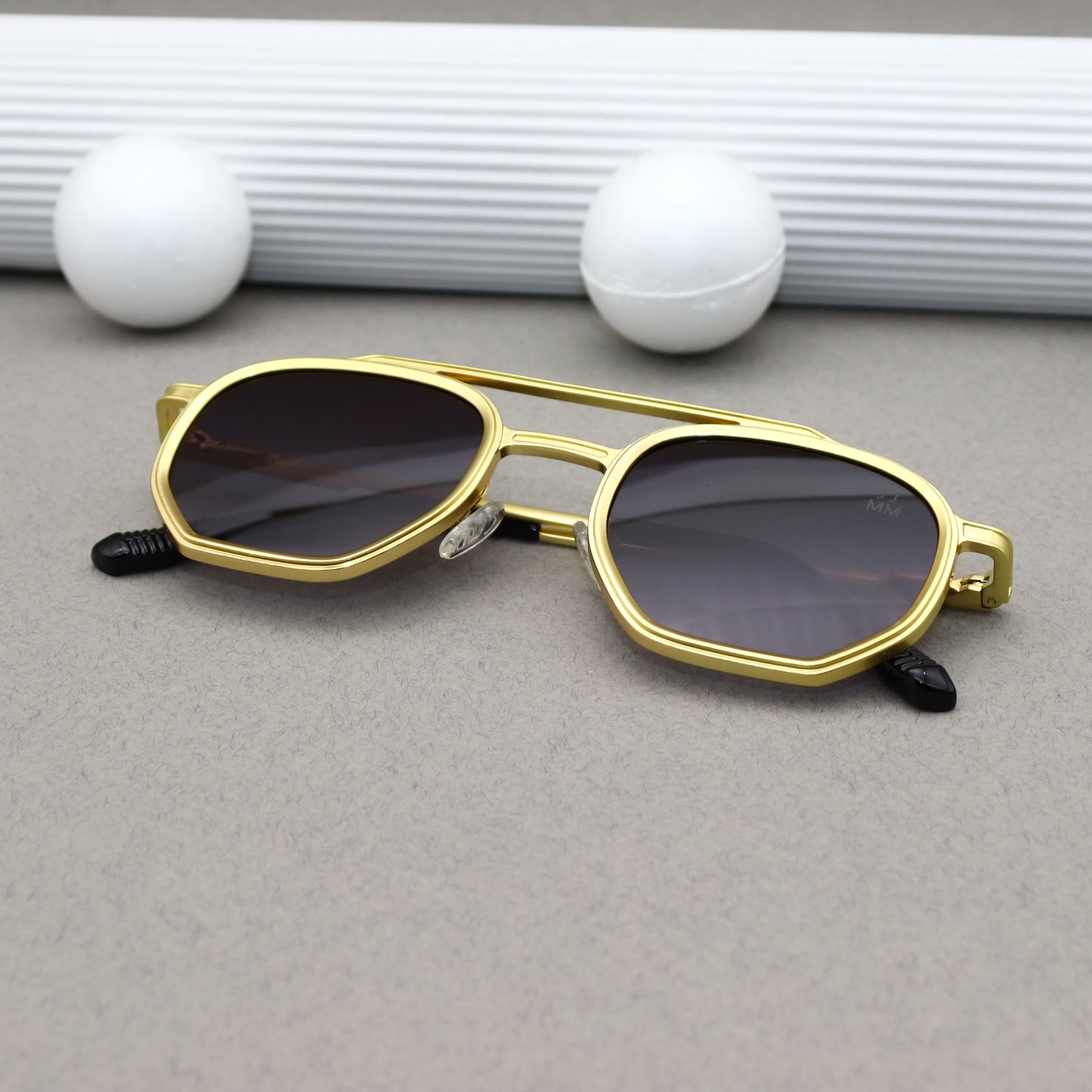 Jacques Marie Mage - LX3039 Noir Doré