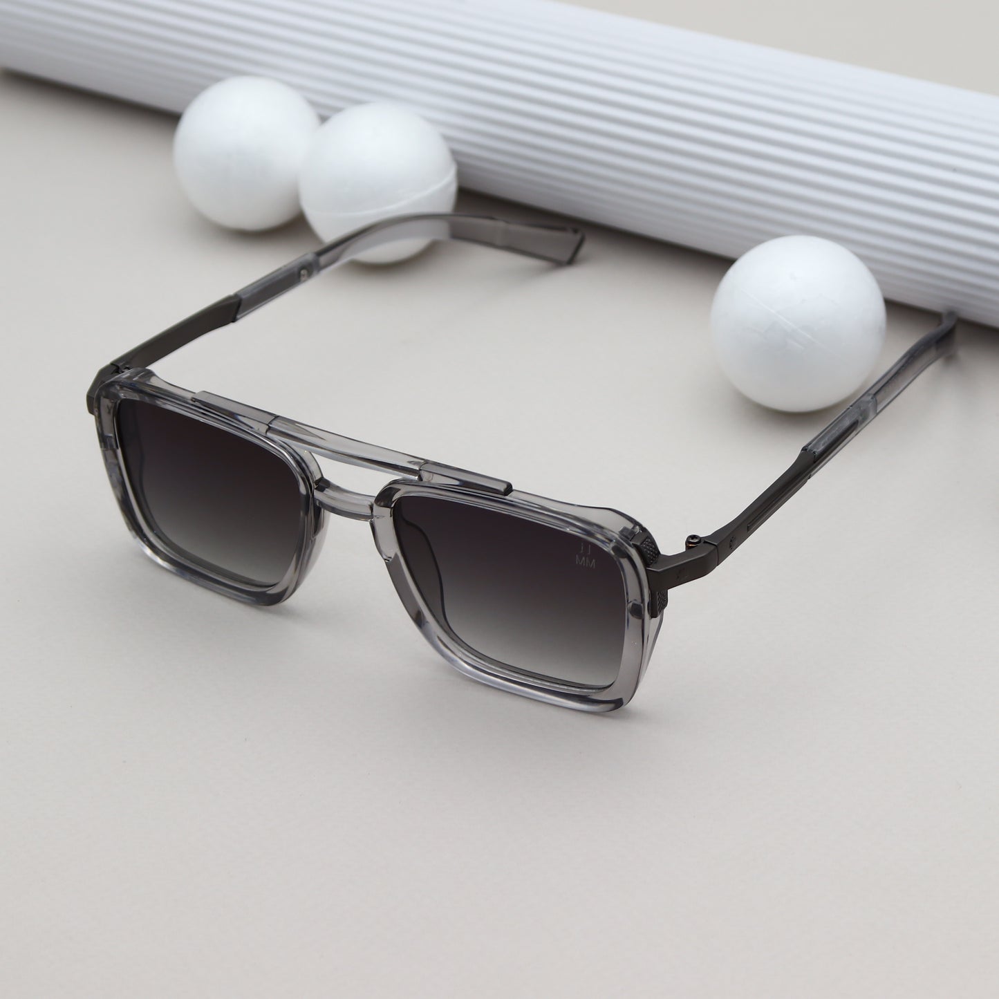 Jacques Marie Mage - 6120 Noir Gris