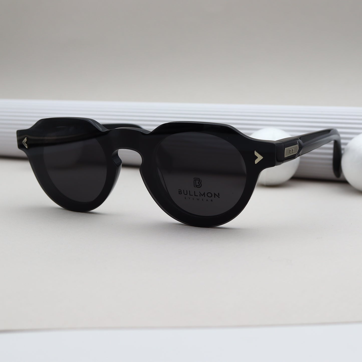 BULLMON - G9001 Noire
