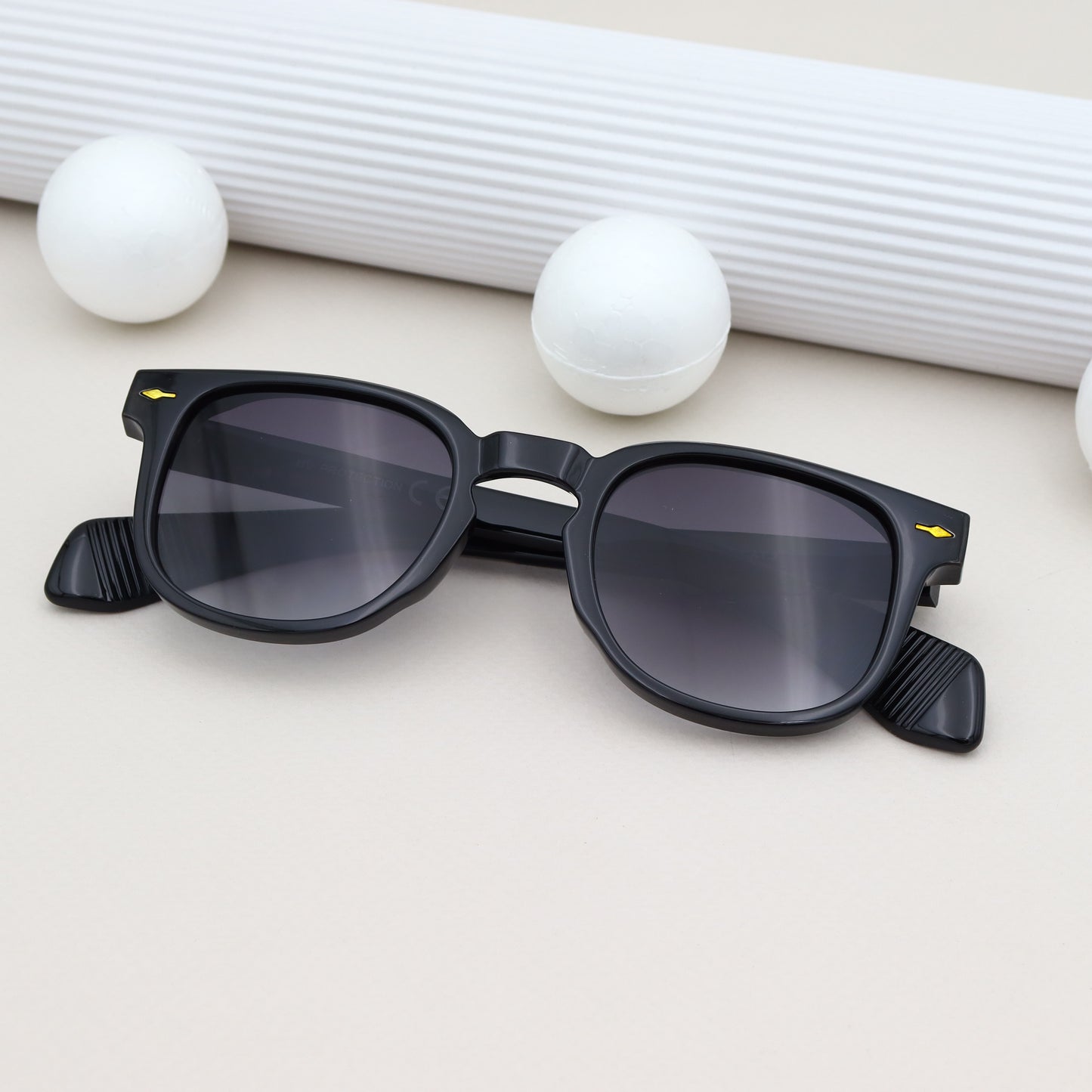 City Vision - 026723 Noire