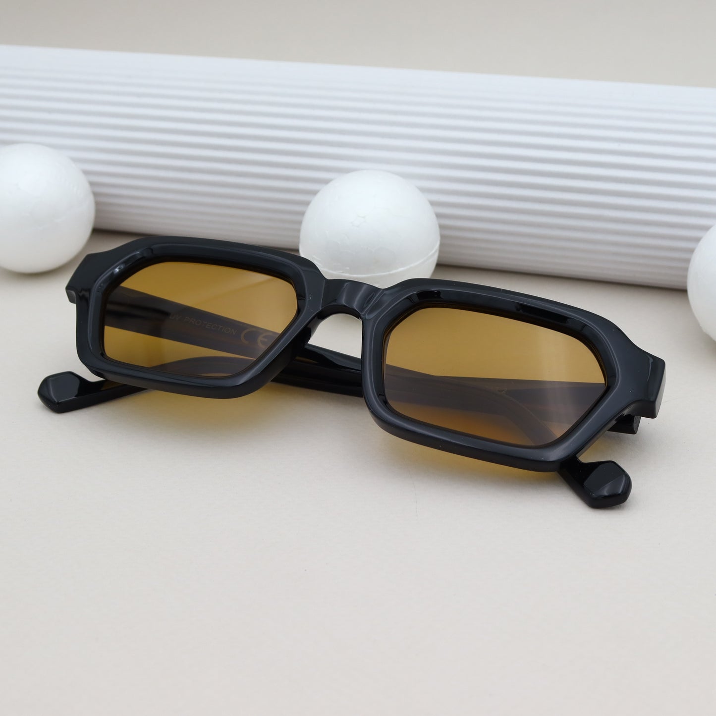 City Vision - 026818  Marron Noir