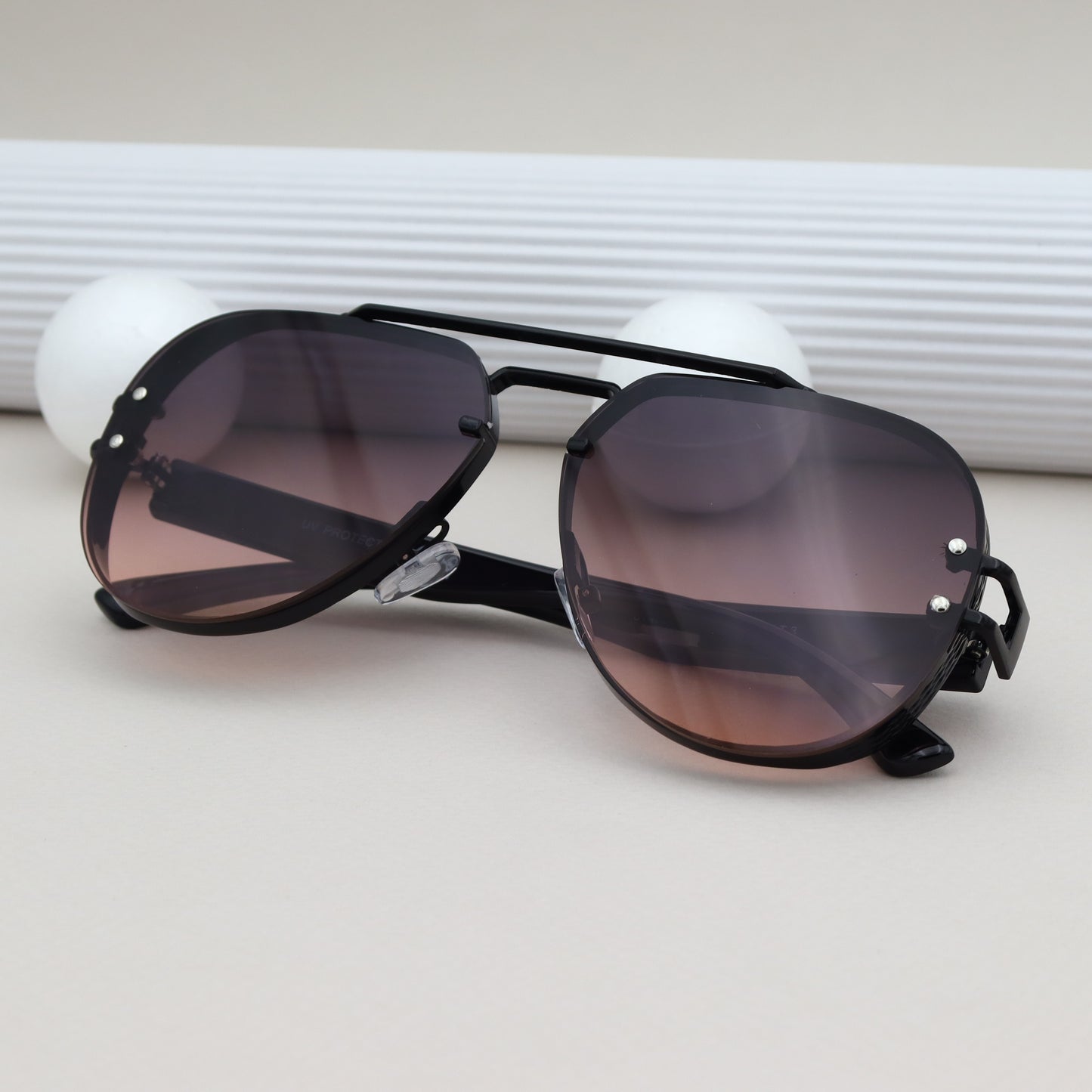 City Vision - 014383 Marron Noir