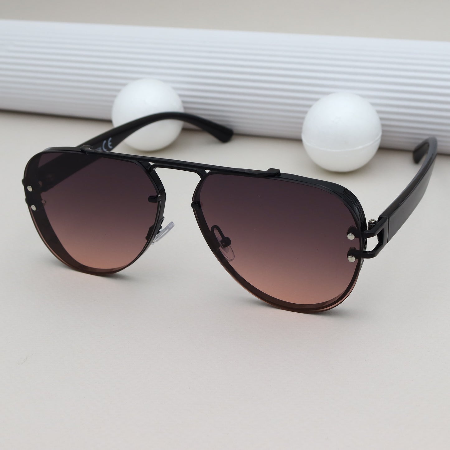 City Vision - 014383 Marron Noir