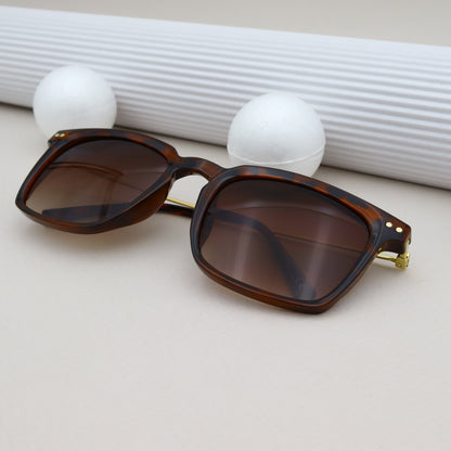 City Vision - 026821  Marron