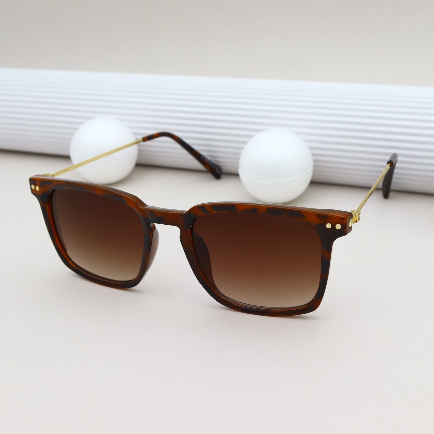 City Vision - 026821  Marron