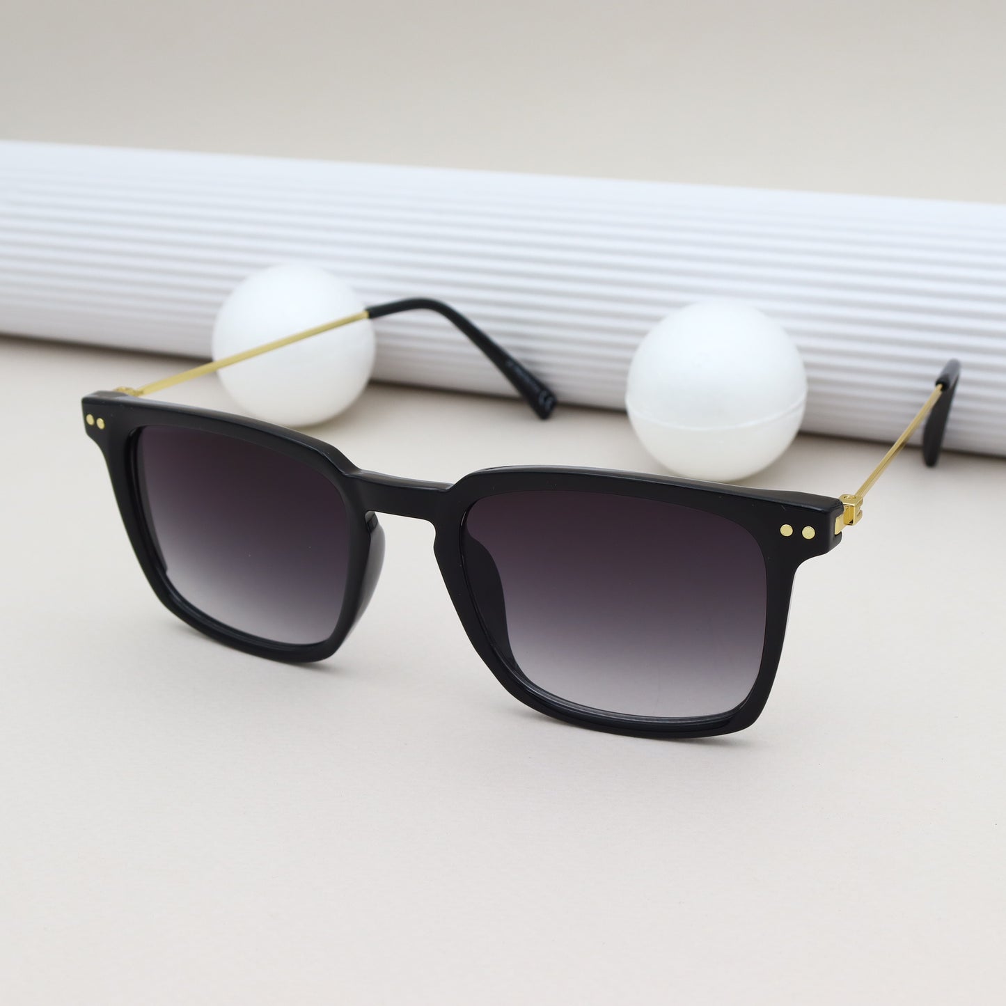 City Vision - 026821 Noire