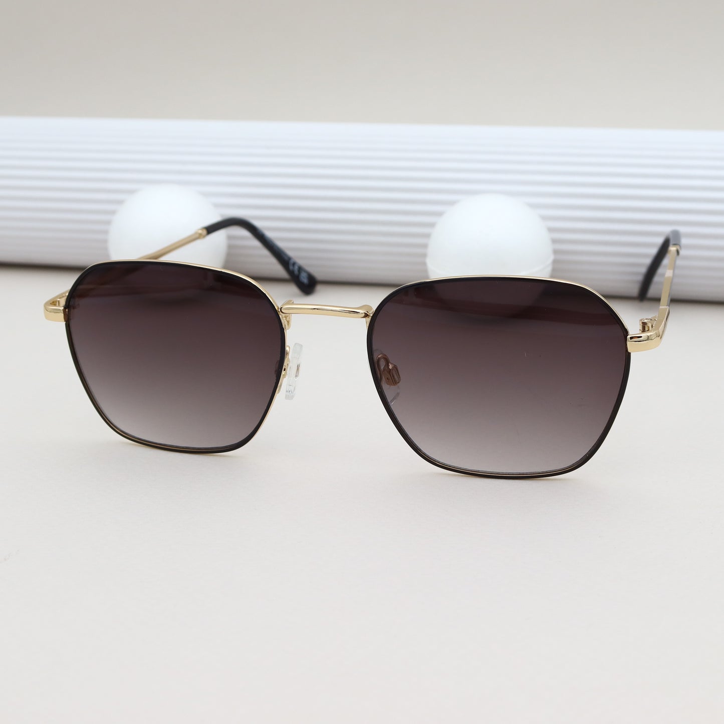 City Vision - 015404 Noir Dégradé Doré
