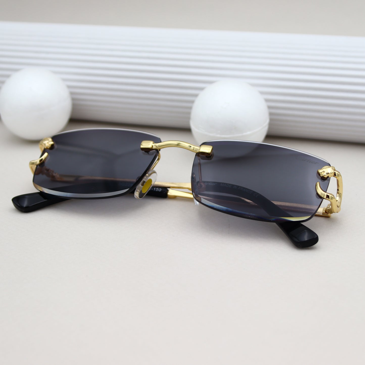 Cartier - 5G228 Doré Noir