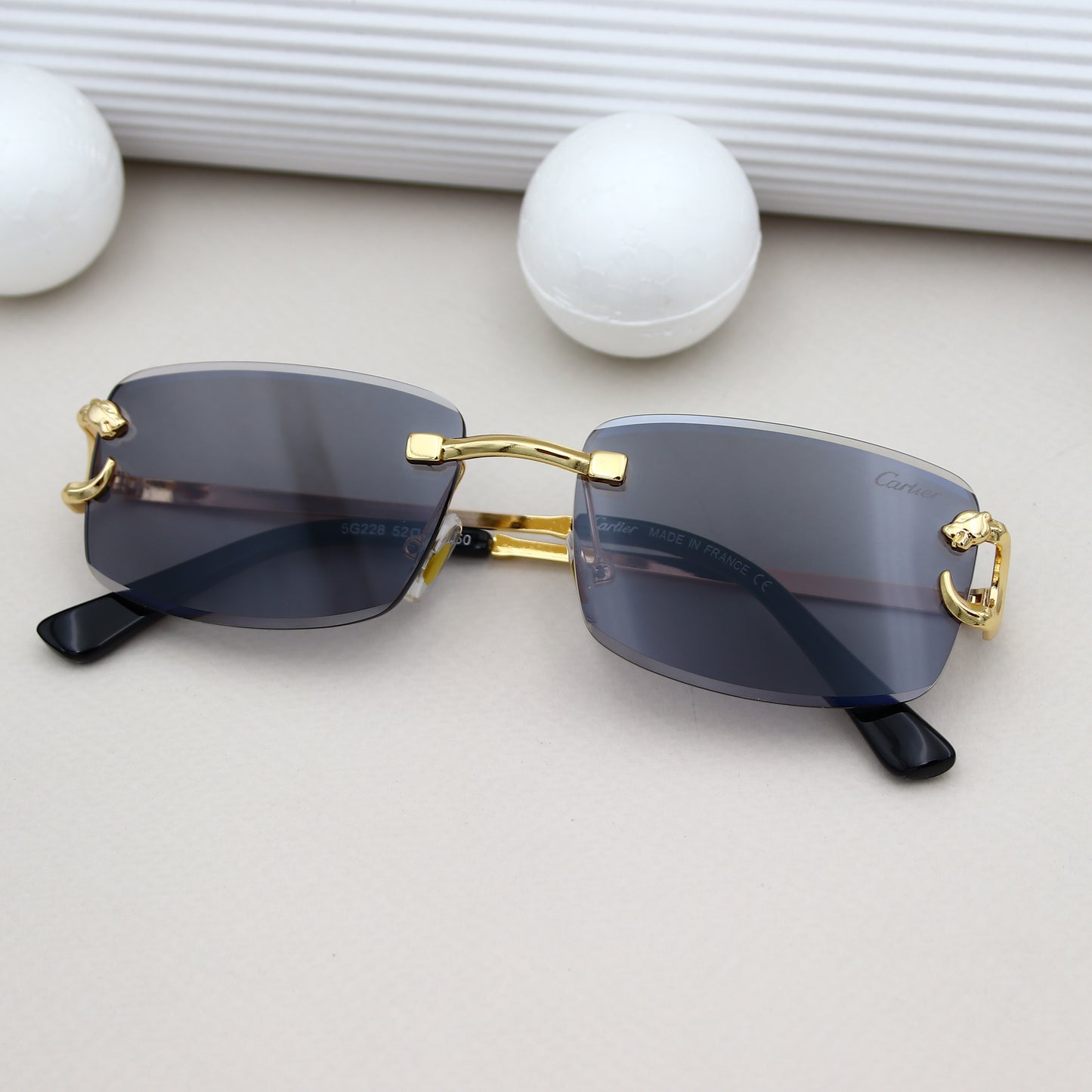 Cartier - 5G228 Doré Noir