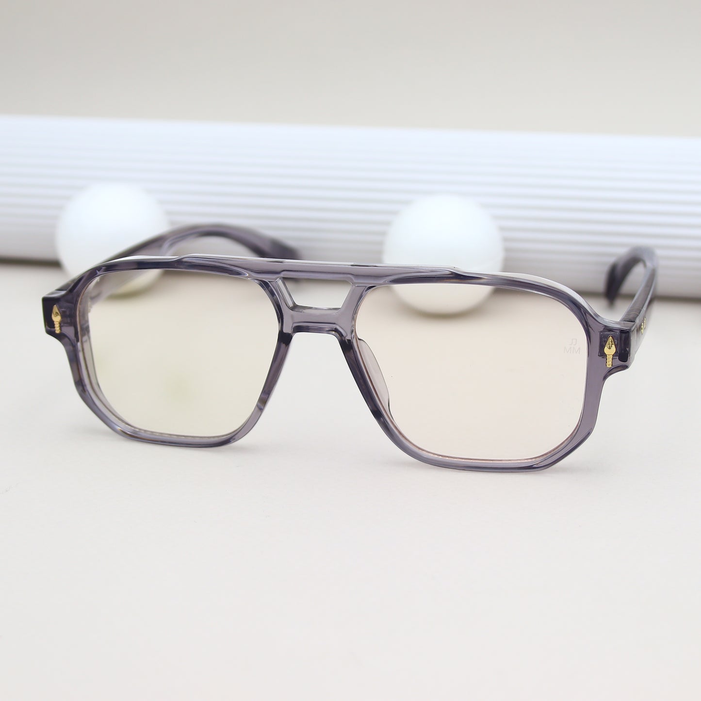 Jacques Marie Mage - 2525 Gris Marron