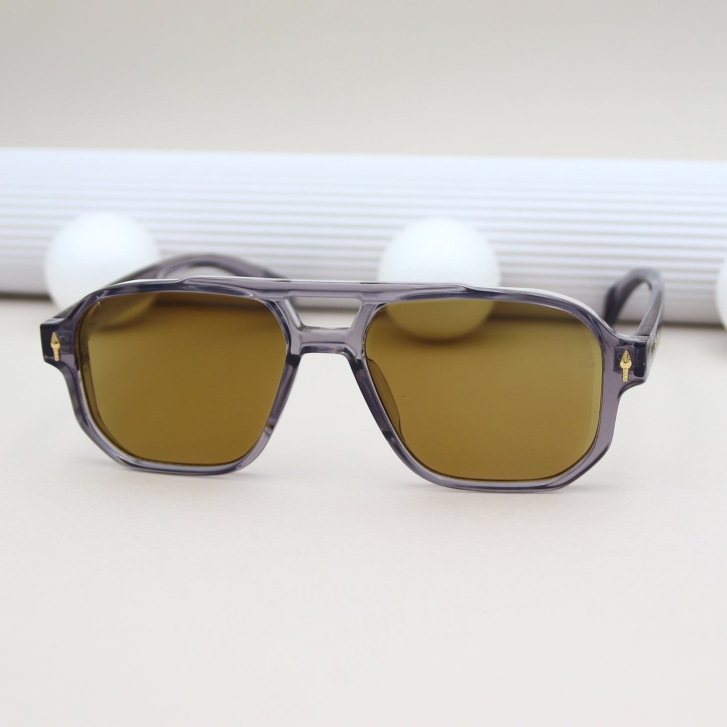 Jacques Marie Mage - 2525 Gris Marron