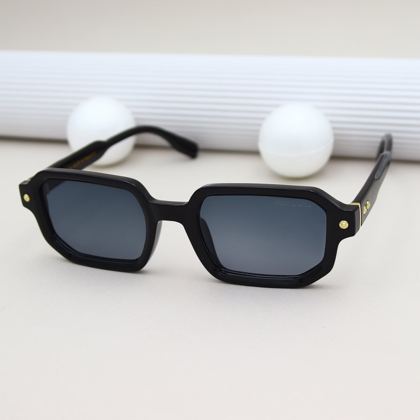 John Dalia - BS1368 Noir Noir