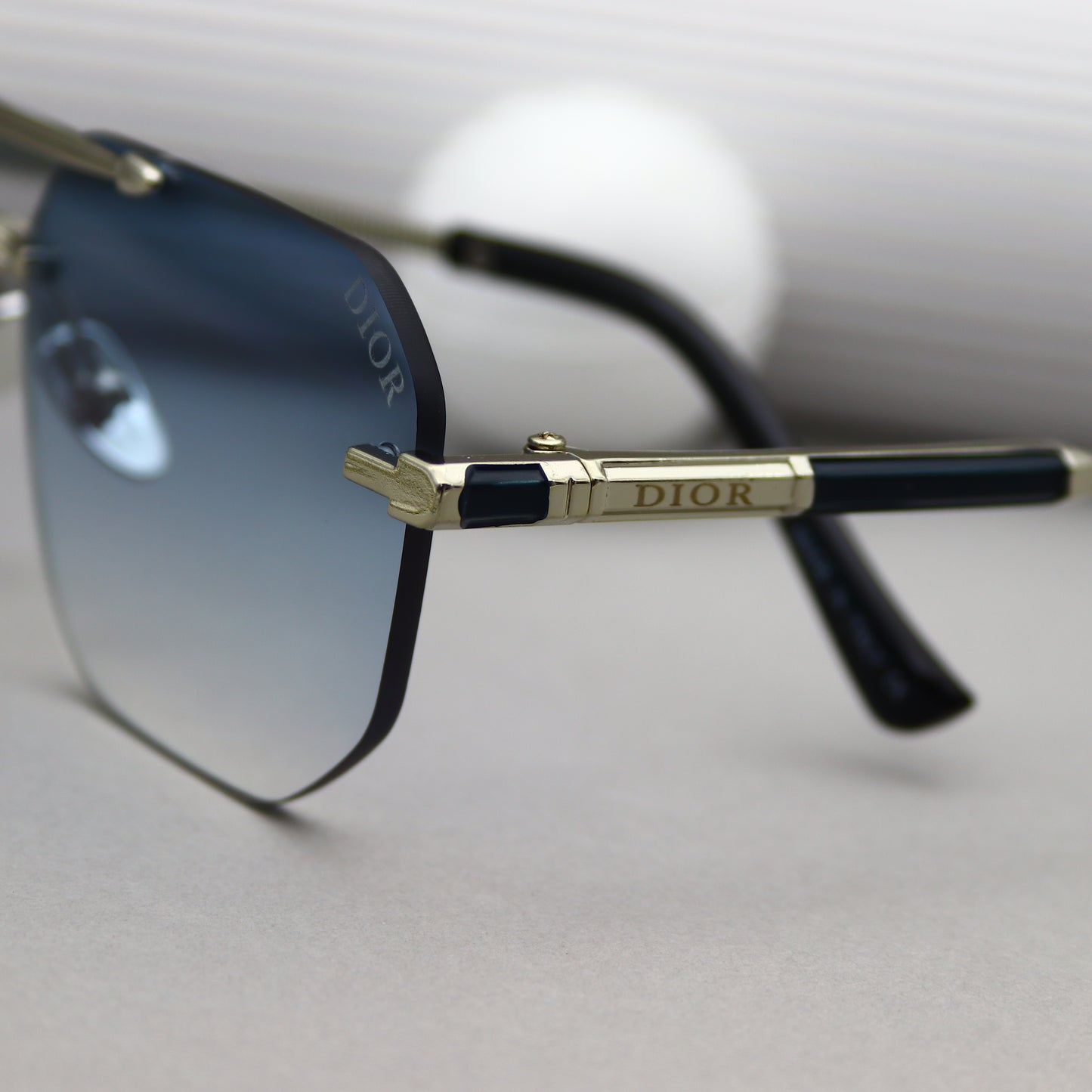 DIOR - 2518 Bleue