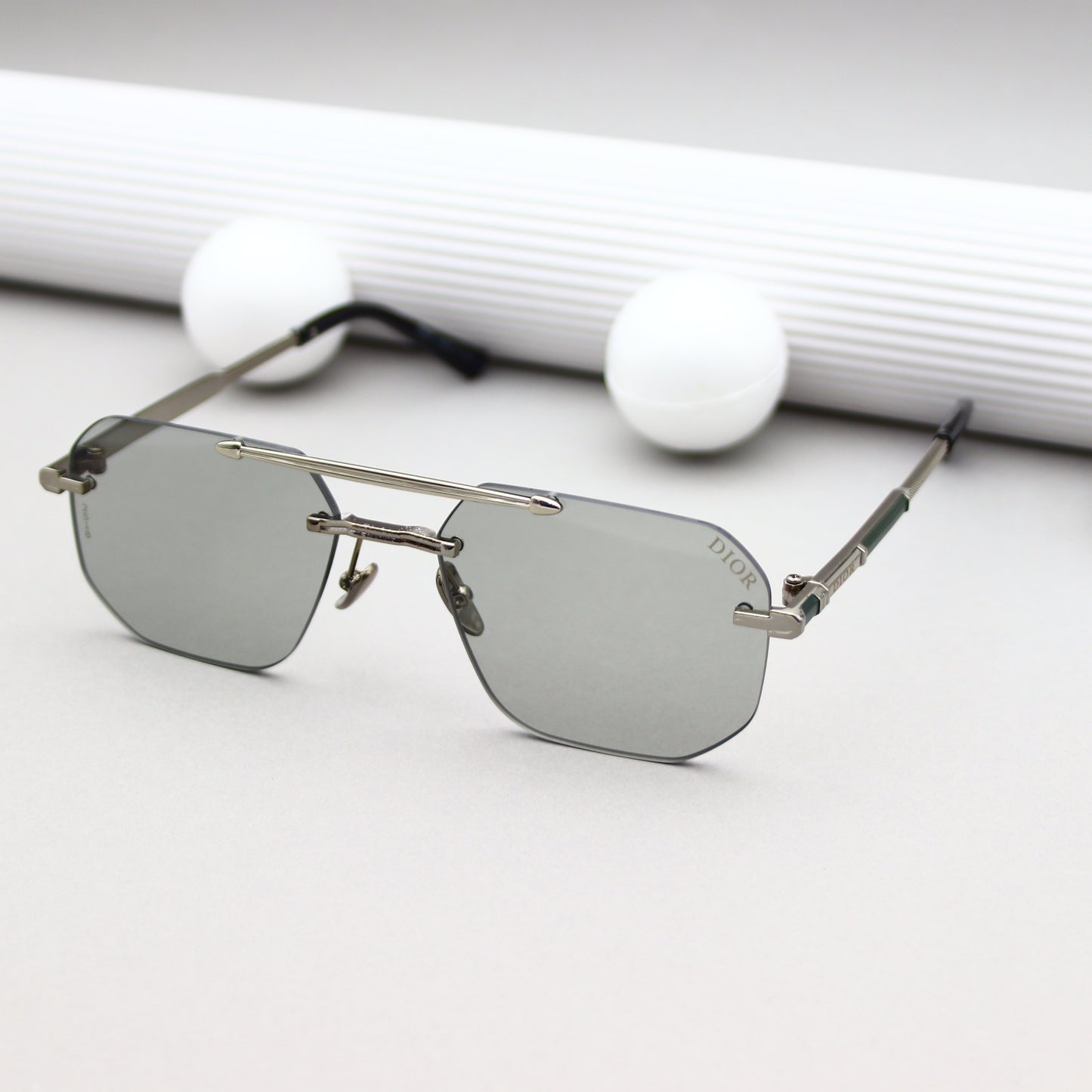 DIOR - 2518 Gris Silver