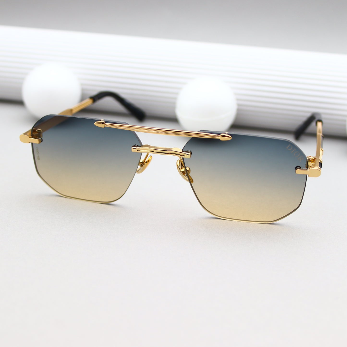DIOR - 2518 Doré Dégradé