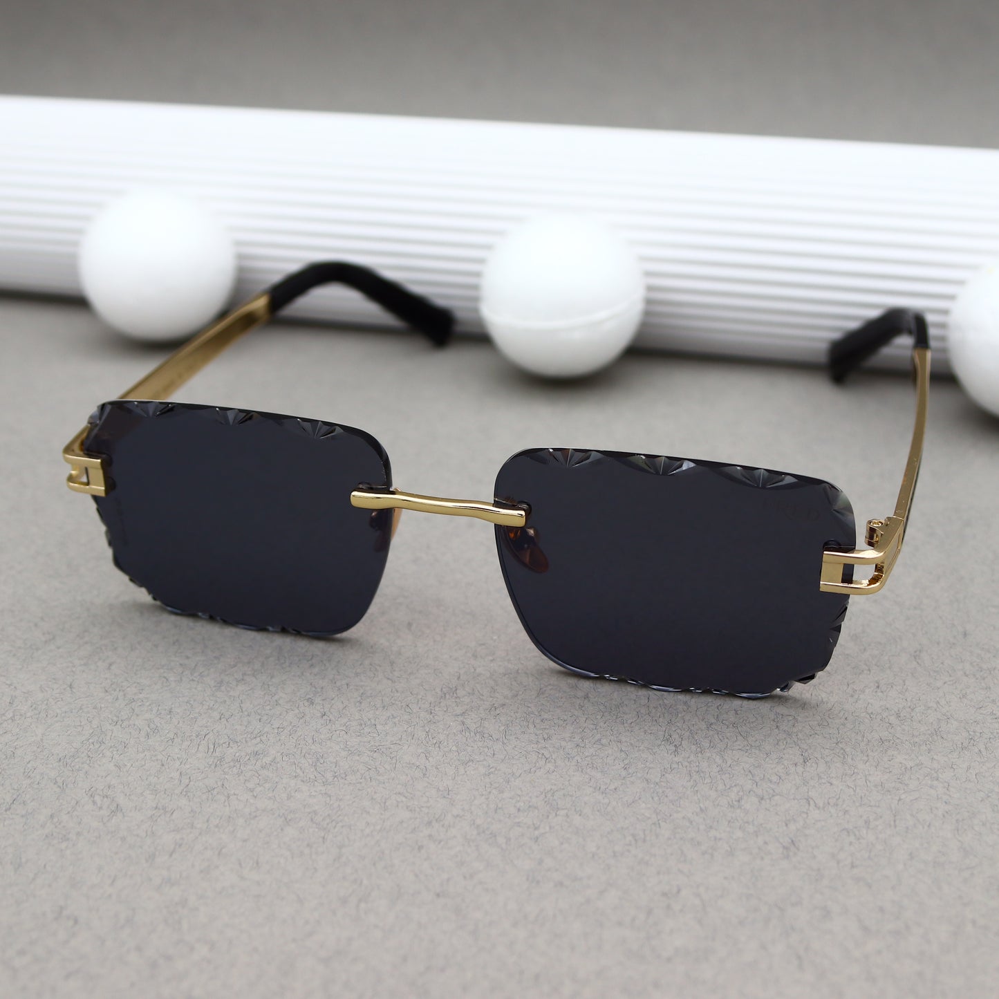 FRED - 90119 Noir Doré