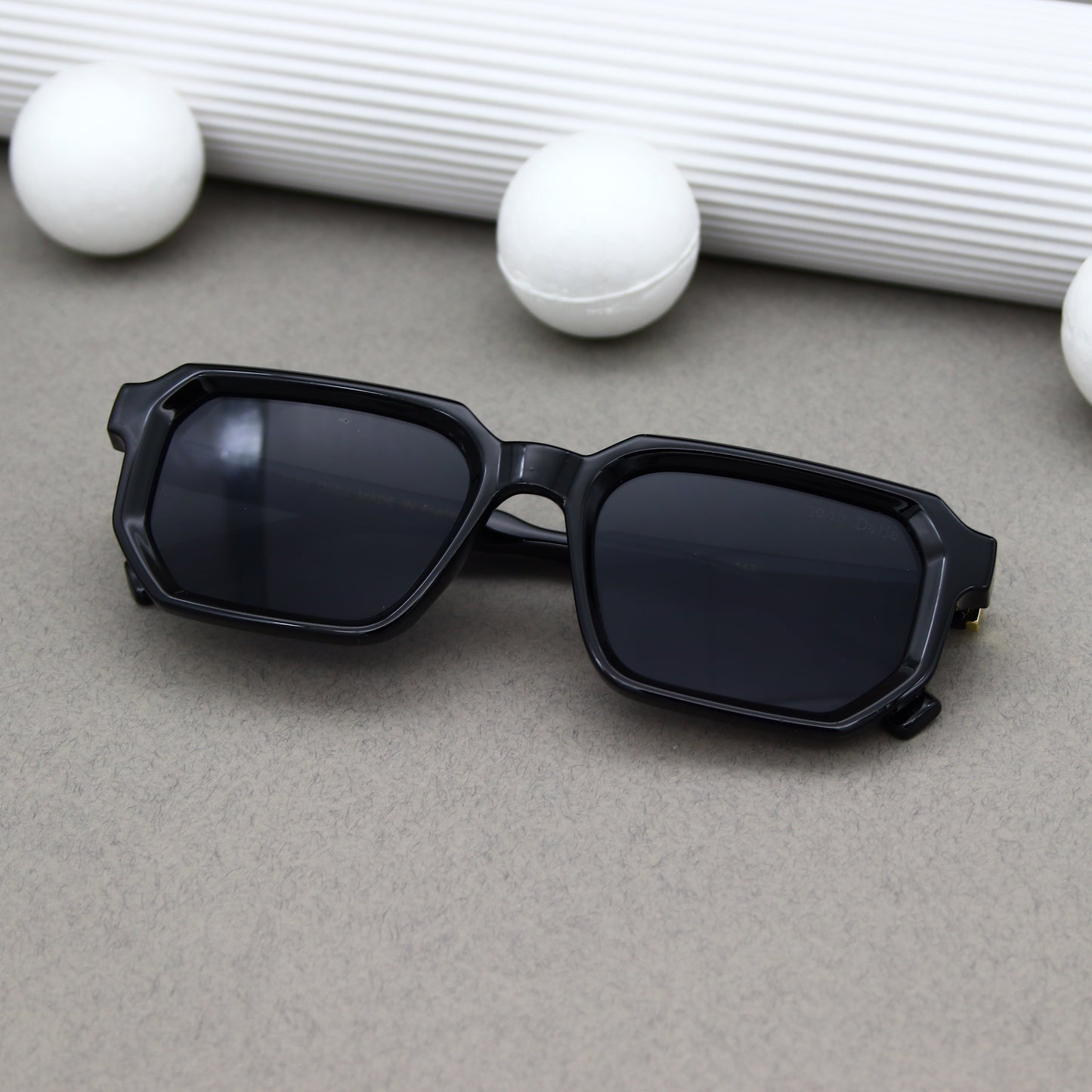 John Dalia - J8955 Noire