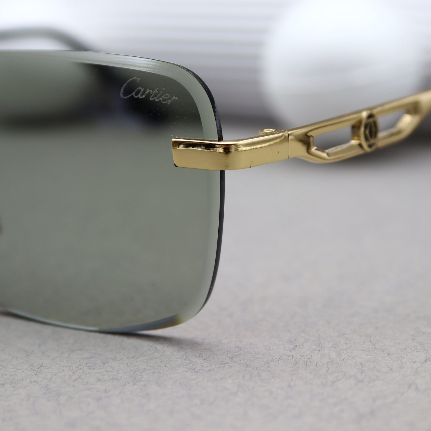Cartier - 9855 Doré Gris